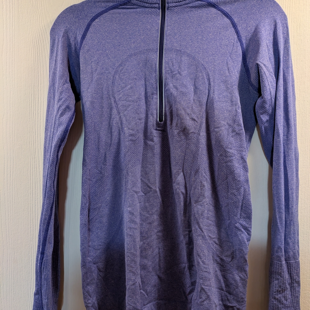 Lululemon 1/2 Zip Swiftly